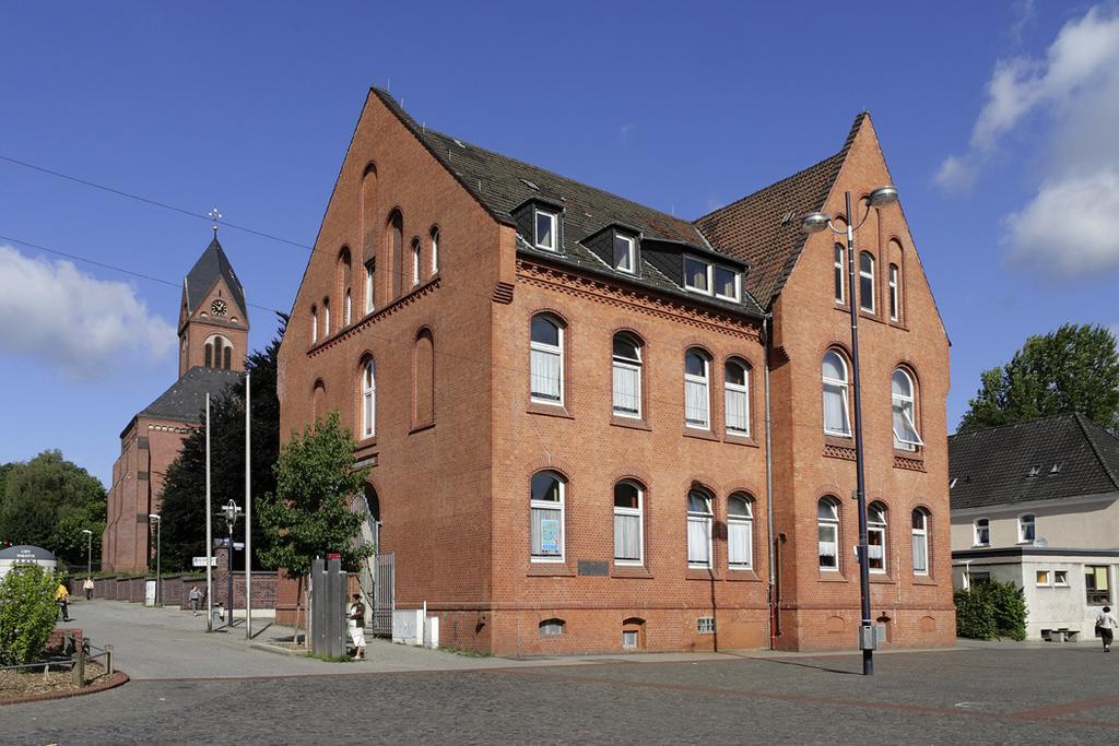 Management - Business Suiten Dortmund Bagian luar foto
